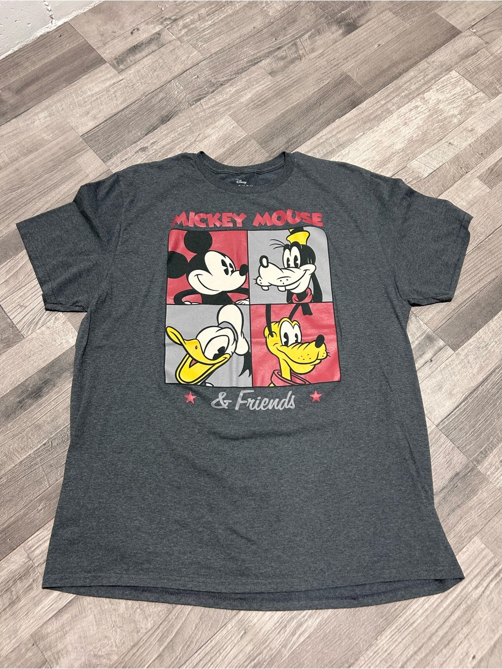 Disney Men's Mickey Mouse Graphic Short-Sleeve Tee Top XL